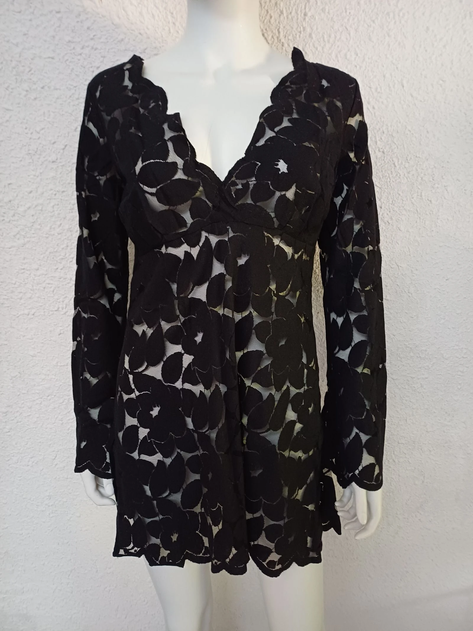 Robe / tunique Sexy noire transparente- 38 Heine 